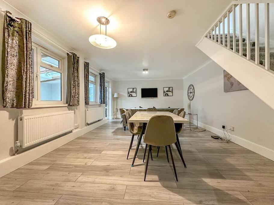 New Cosy Luxury 3 Bedroom House In Battersea London Exterior foto